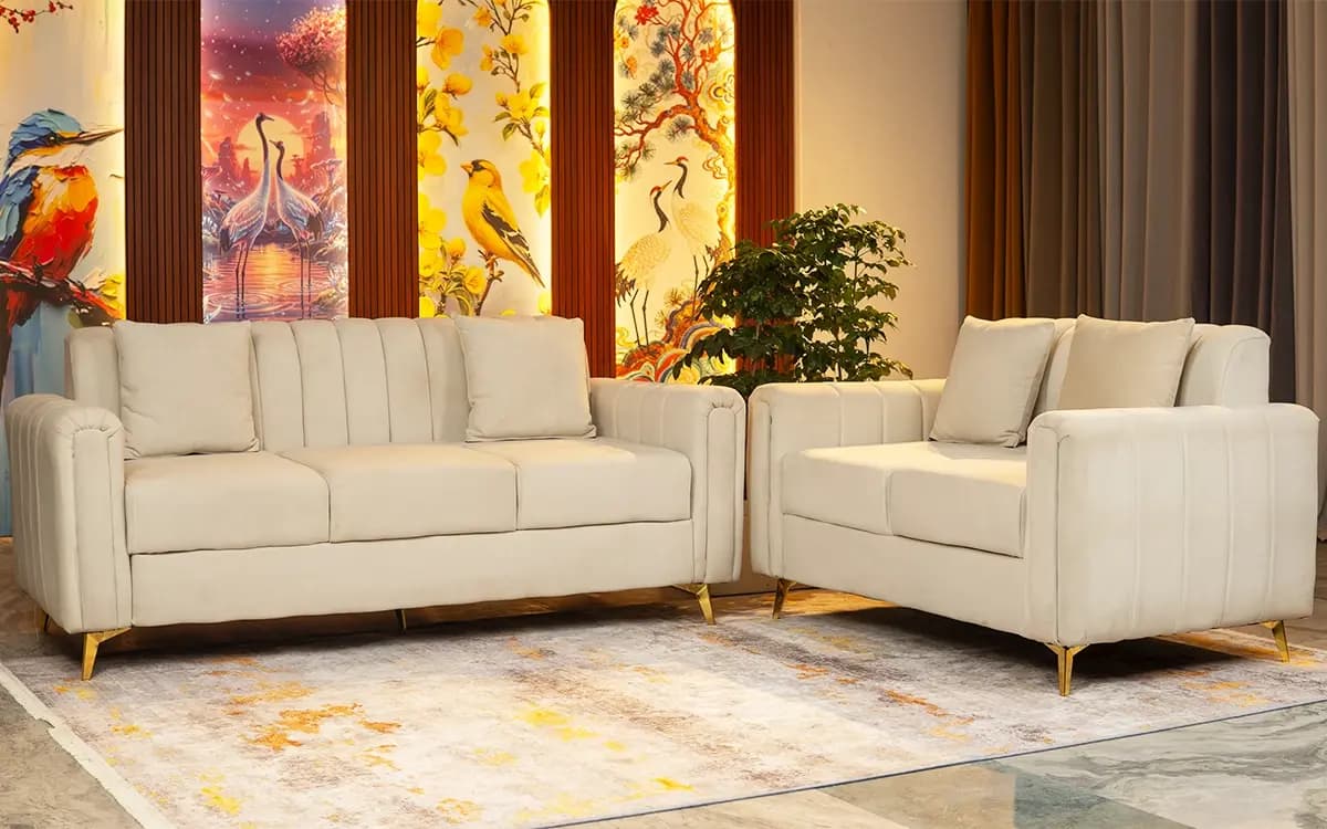 Saylor Sofa